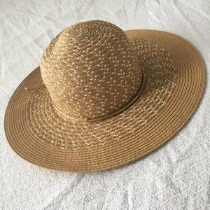 Target Floppy Summer Beach Hat, Gold Accent